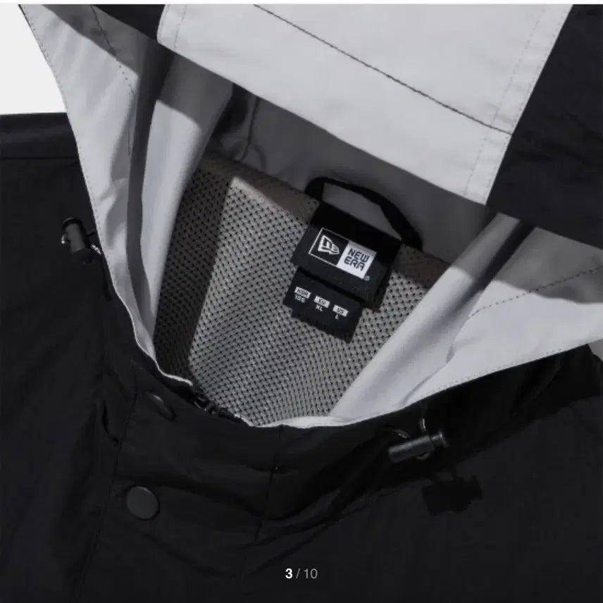 [BUNJANG] New Era Oakland Raiders Windbreaker Jacket / 뉴에라 오클랜드 레이더스 윈드 브레이커 아노락 재킷