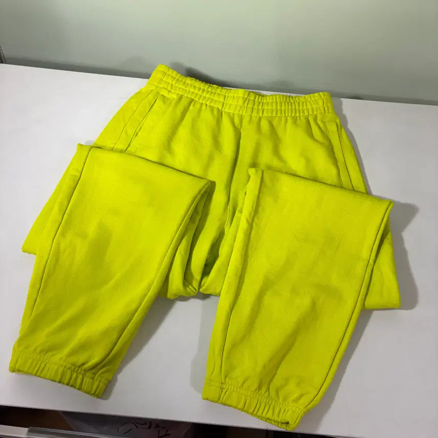 [BUNJANG] Diadora Fluorescent Sweat Jogger Pants / S 디아도라 형광 스웻 조거팬츠