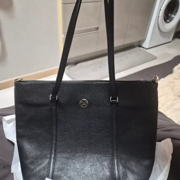 [BUNJANG] Metrocity Black Leather Tote Bag / 메트로시티 블랙 가죽 토트백