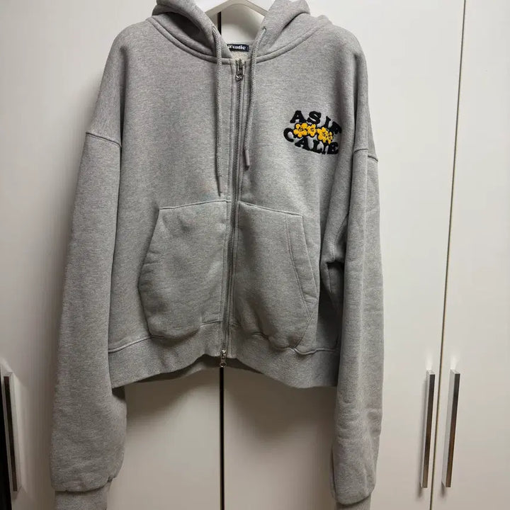 [BUNJANG] AZIF Cali Hoodie Gray / 에즈이프캘리 후드 집업 그레이