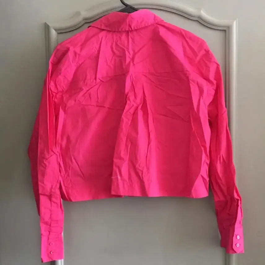 [BUNJANG] Maje 23SS Pink Crop Cotton Blouse / 마쥬 23ss 버튼 플래킷 핑크 크롭 코튼 셔츠 블라우스 1사이즈