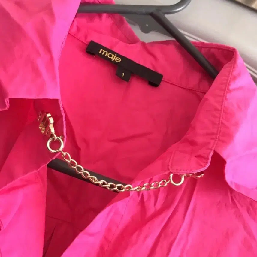 [BUNJANG] Maje 23SS Pink Crop Cotton Blouse / 마쥬 23ss 버튼 플래킷 핑크 크롭 코튼 셔츠 블라우스 1사이즈