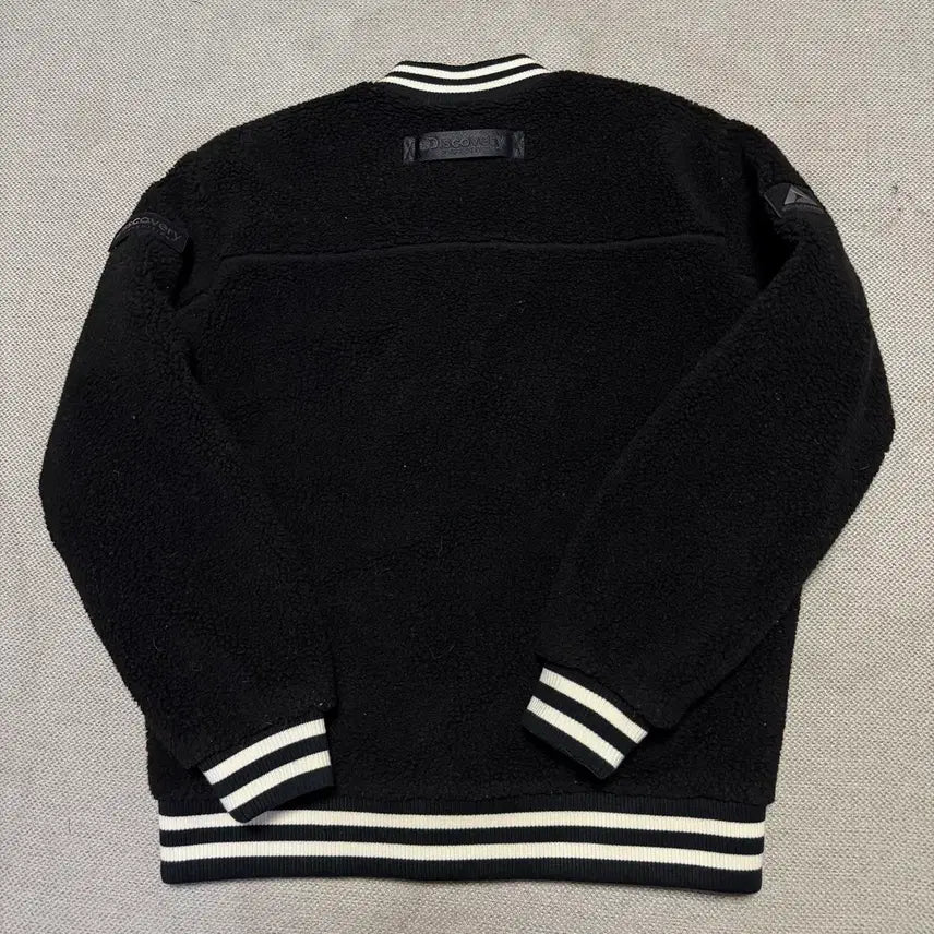 [BUNJANG] Discovery Expedition Fleece Varsity Jacket / 디스커버리 익스페디션 뽀글이 바시티 자켓