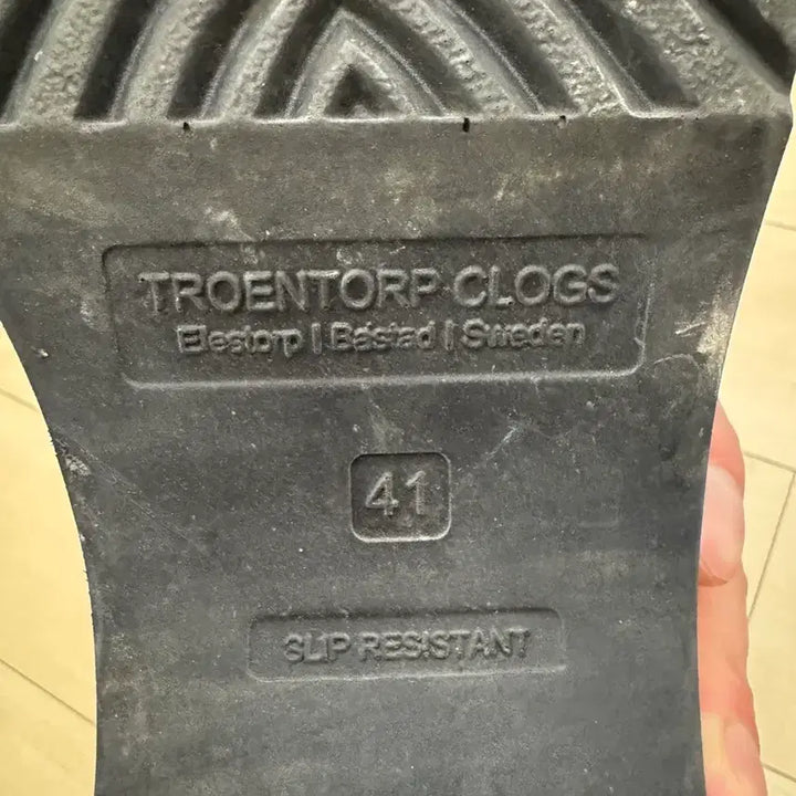 [BUNJANG] Troentorp Clogs Picasso Black Clogs / 트로엔토프 클로그 피카소 블랙 41