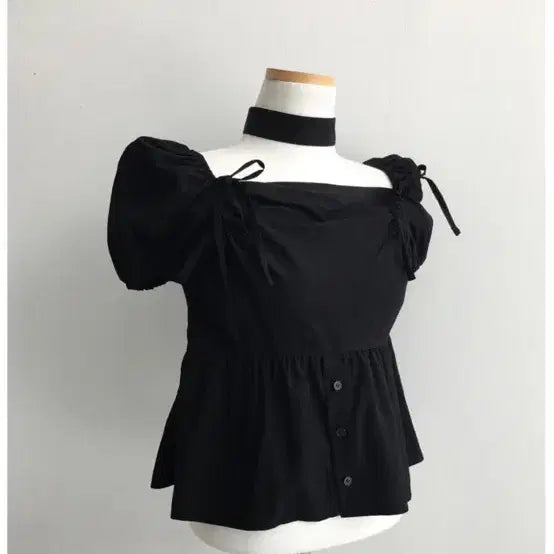 [BUNJANG] Noviaka Choker Puff Blouse / 노비야카 초커 퍼프 블라우스