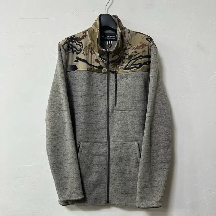 [BUNJANG] Under Armour Camo Fleece Zip-Up Jacket / (105) 언더아머 카모 플리스 집업