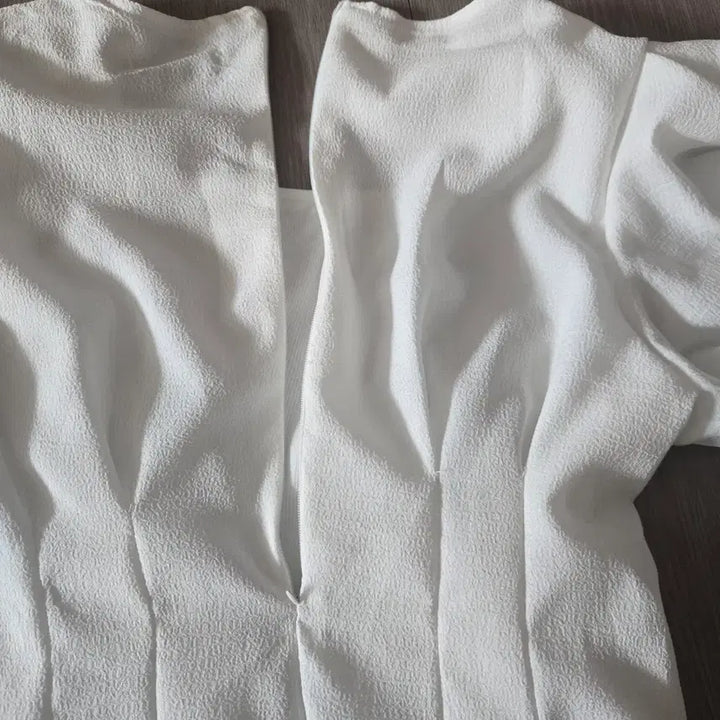 [BUNJANG] Square Neck Puff Sleeve Dress / 스퀘어넥 퍼프소매 원피스