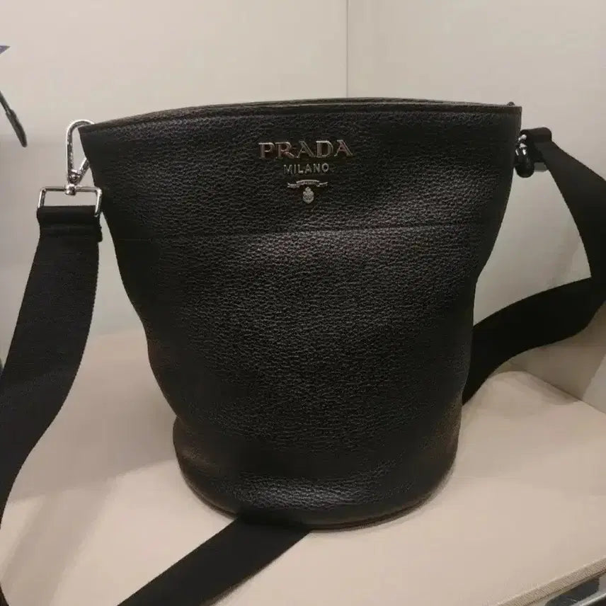 [BUNJANG] Prada Vitello Phoenix Bucket Bag / 프라다 비텔로 다이노 버킷백