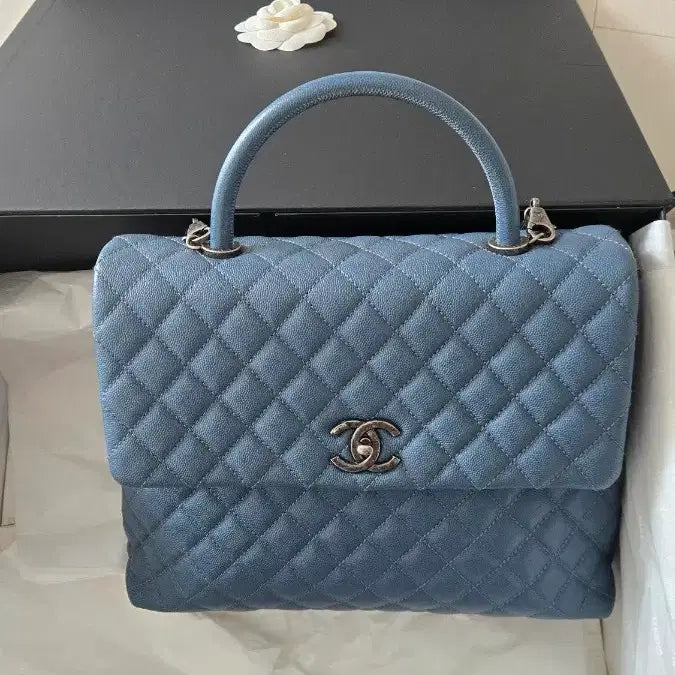 [BUNJANG] Chanel Coco Handle Large Flap Bag / 샤넬 코코 핸들 라지 플랩백
