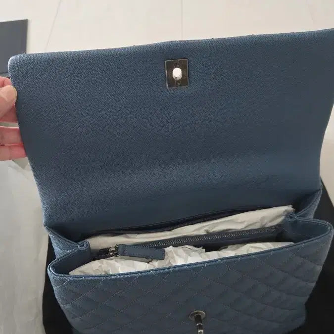 [BUNJANG] Chanel Coco Handle Large Flap Bag / 샤넬 코코 핸들 라지 플랩백