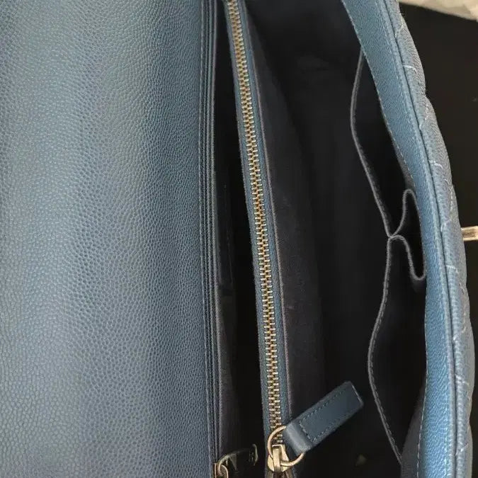 [BUNJANG] Chanel Coco Handle Large Flap Bag / 샤넬 코코 핸들 라지 플랩백