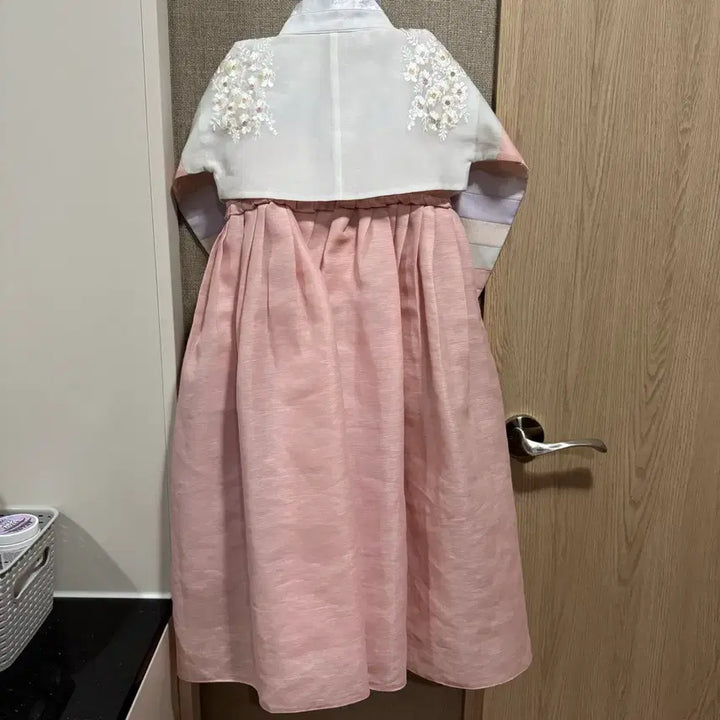 [BUNJANG] I로운 의상실 Girl's Hanbok Set (Size 5) / 이로운의상실 여아 한복 5호 (배자, 헤어핀 포함)