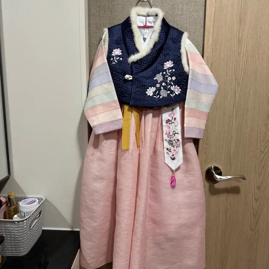 [BUNJANG] I로운 의상실 Girl's Hanbok Set (Size 5) / 이로운의상실 여아 한복 5호 (배자, 헤어핀 포함)