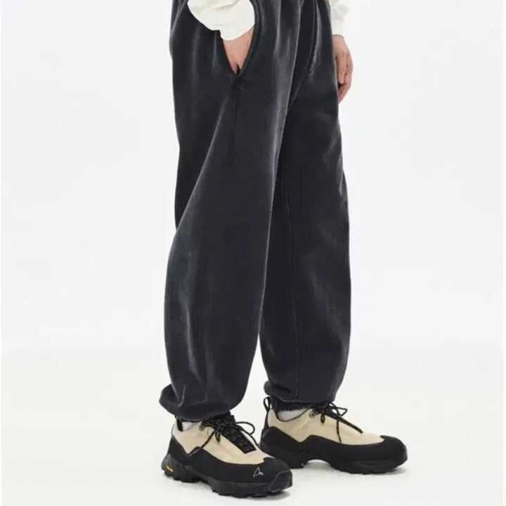[BUNJANG] SoVMENT Bleach Sweat Pants / 소버먼트 블리치 스웨트 팬츠 950G