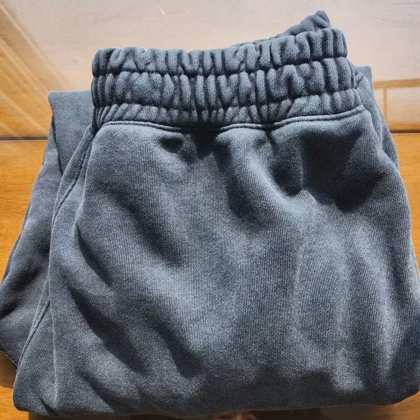 [BUNJANG] SoVMENT Bleach Sweat Pants / 소버먼트 블리치 스웨트 팬츠 950G