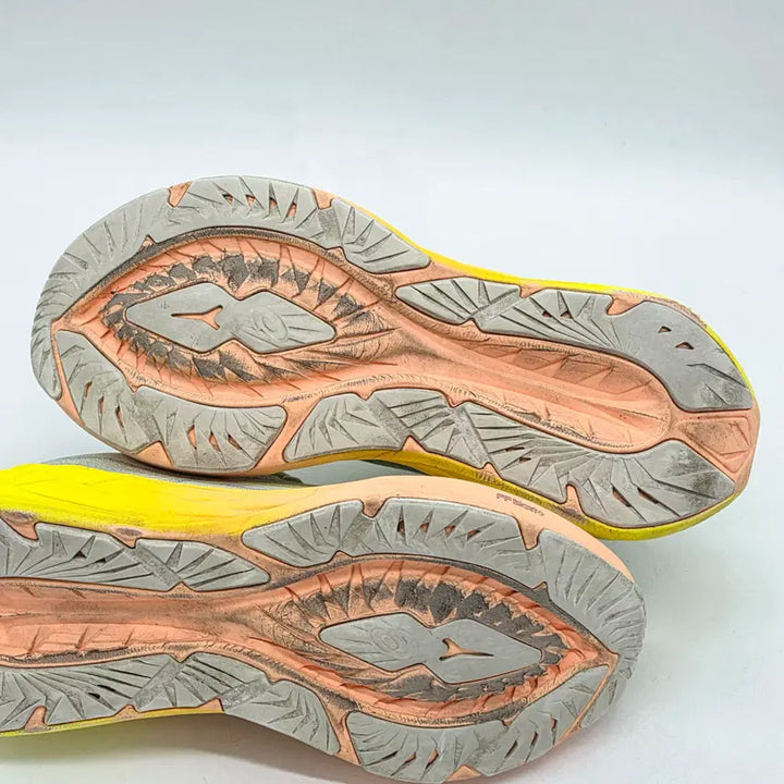 [BUNJANG] Asics NovaBlast 4 Cool Matcha Safety Yellow Running Shoes / 아식스 노바블라스트 4 쿨 마차 세이프티 옐로우 (260)