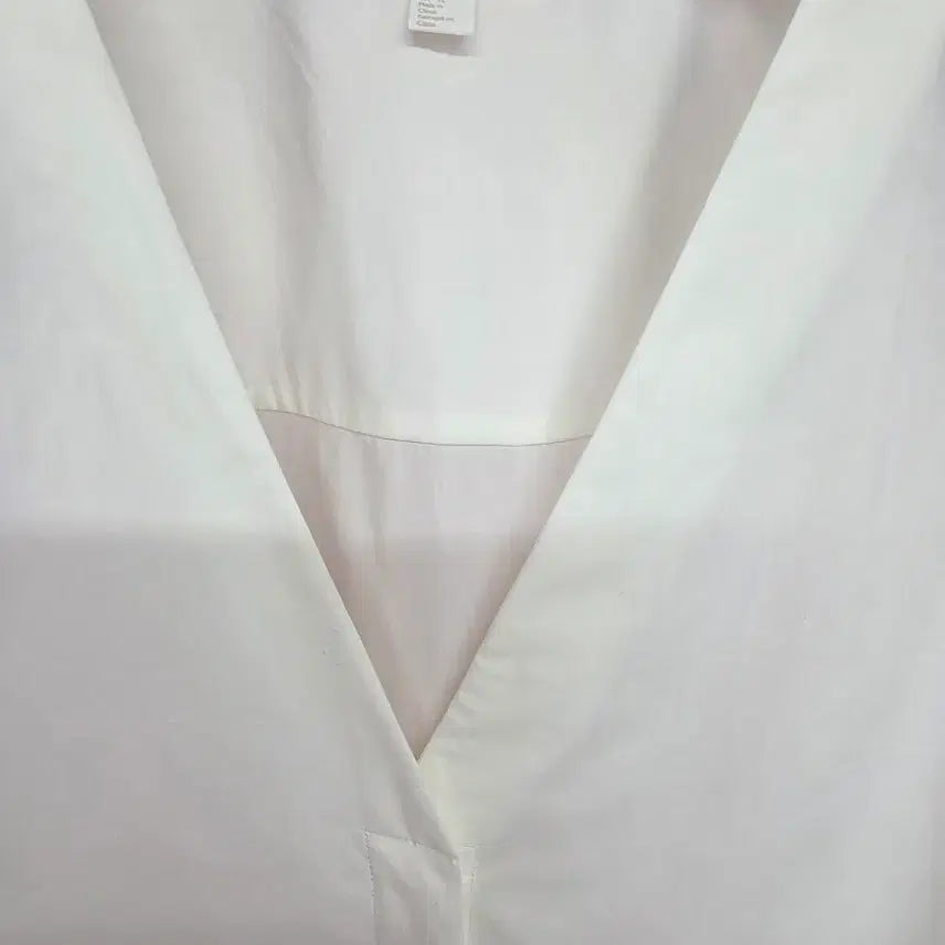 [BUNJANG] COS Long Rounded Hem Blouse / COS 롱 라운디드 헴 블라우스.셔츠