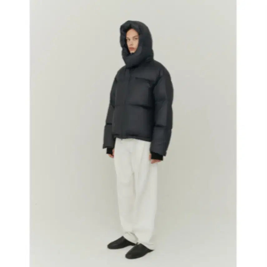 [BUNJANG] Kuer Cloud Crop Padded Jacket (Black, S) / 쿠어 클라우드 크롭 패딩 s