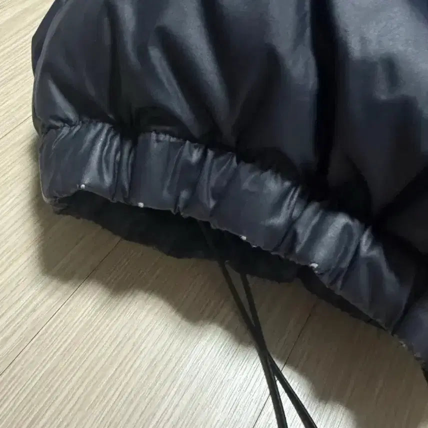 [BUNJANG] Kuer Cloud Crop Padded Jacket (Black, S) / 쿠어 클라우드 크롭 패딩 s