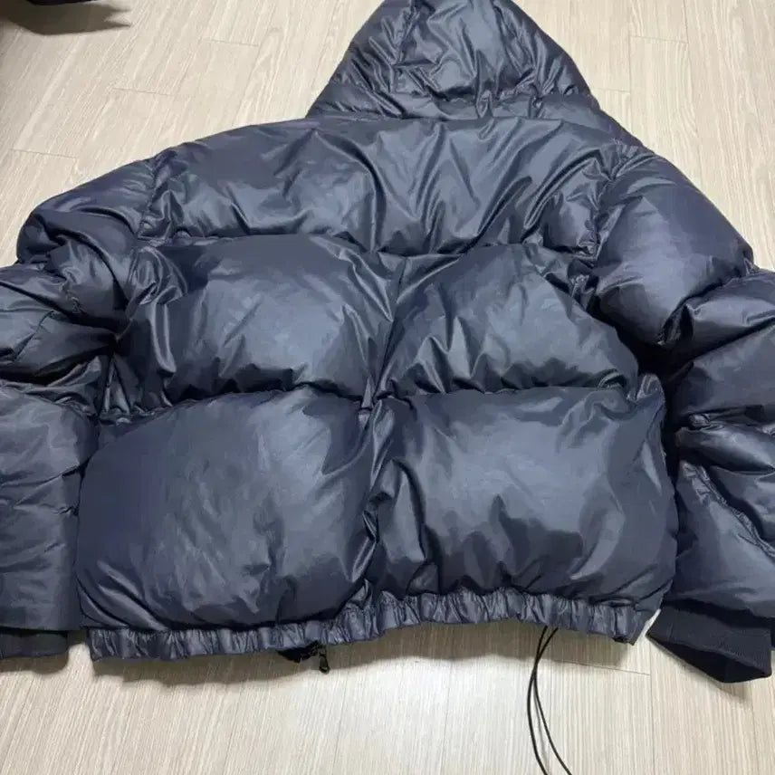 [BUNJANG] Kuer Cloud Crop Padded Jacket (Black, S) / 쿠어 클라우드 크롭 패딩 s