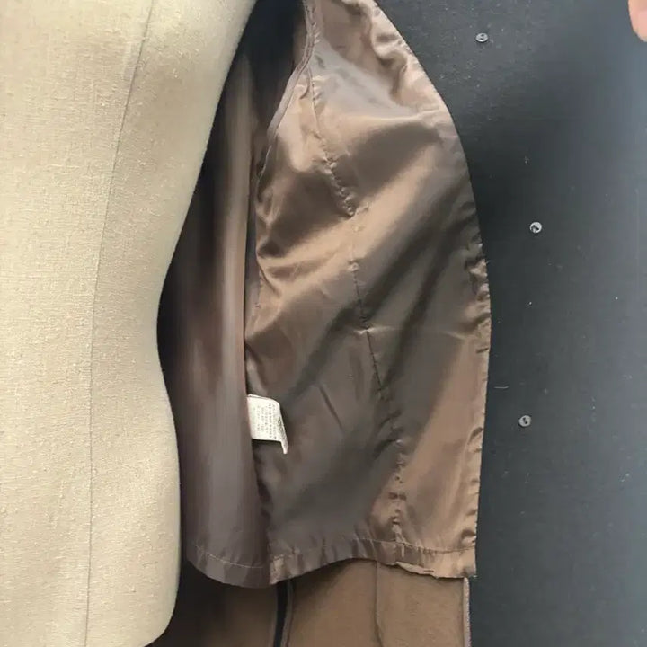 [BUNJANG] Maje Black Double Button Coat / 마쥬 블랙 더블 버튼 코트