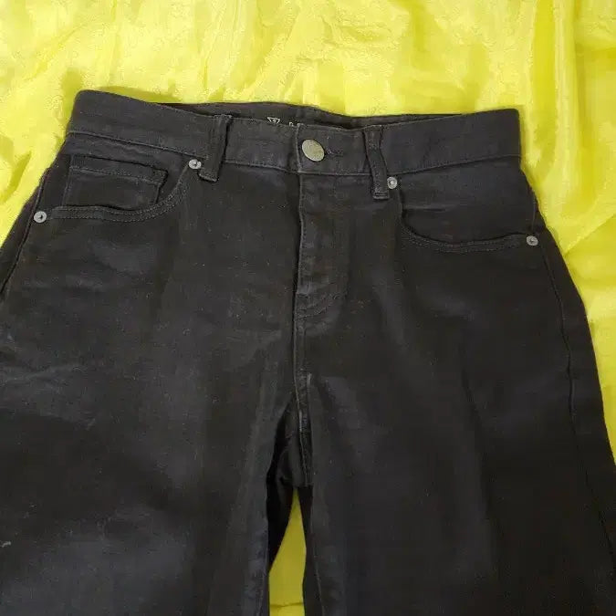 [BUNJANG] Guess Black Skinny Jeans (29) / 게스 블랙 스키니진 29 봄가을용