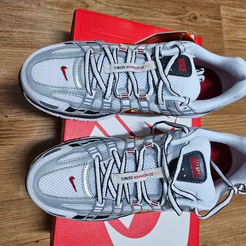 [BUNJANG] Nike Methyl Silver Red Sneakers / 나이키메틸락실버레드 W255