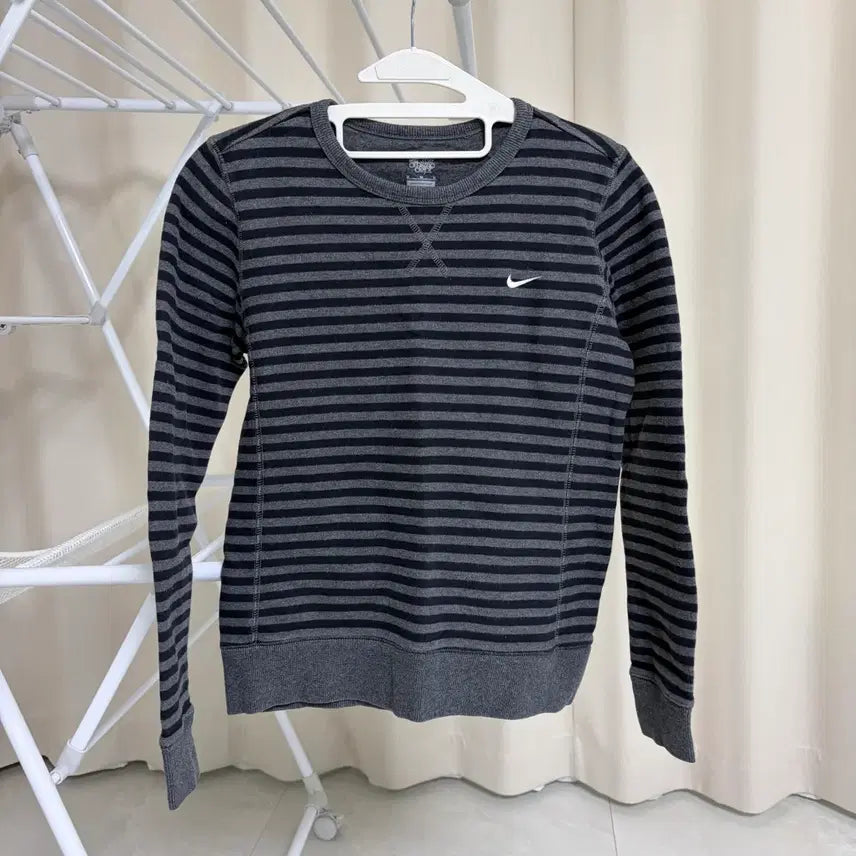 [BUNJANG] Nike Stripe Long Sleeve T-shirt / 나이키 스트라이프 긴팔 티셔츠 맨투맨