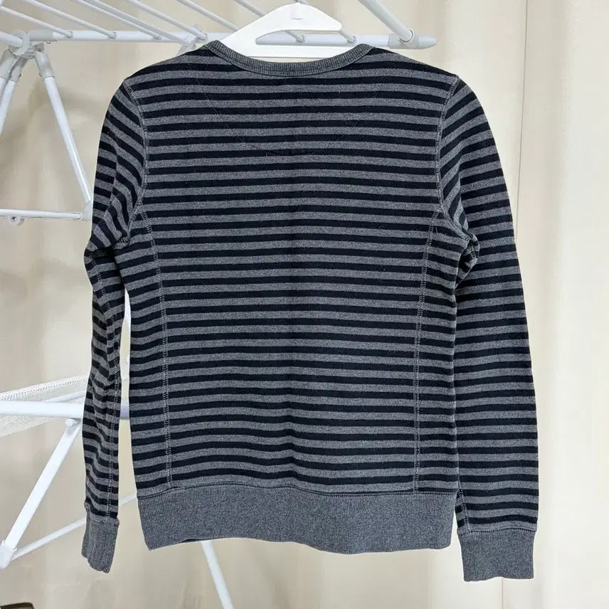 [BUNJANG] Nike Stripe Long Sleeve T-shirt / 나이키 스트라이프 긴팔 티셔츠 맨투맨