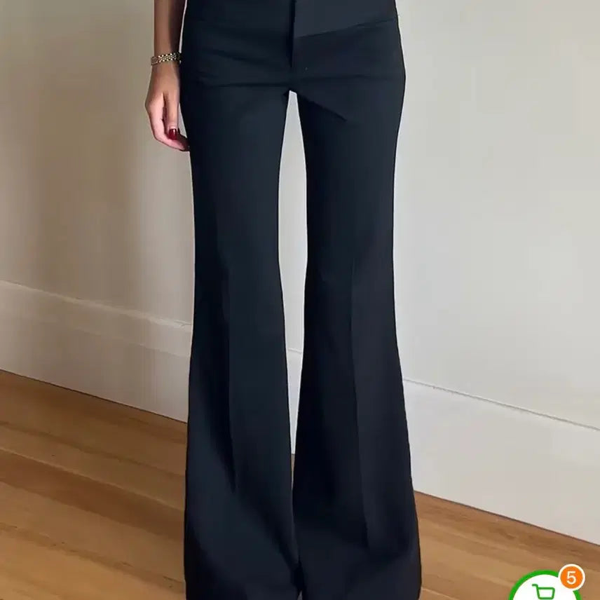 [BUNJANG] Black Low-Rise Bootcut Slacks / 로우라이즈 블랙 슬랙스 새상품