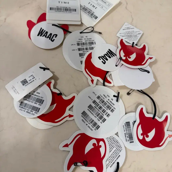 [BUNJANG] WAAC Silver Golf Shoes / 새상품 천호현대백화정. 왁매장정품.  실버골프화.  유행.잇템.  미사용