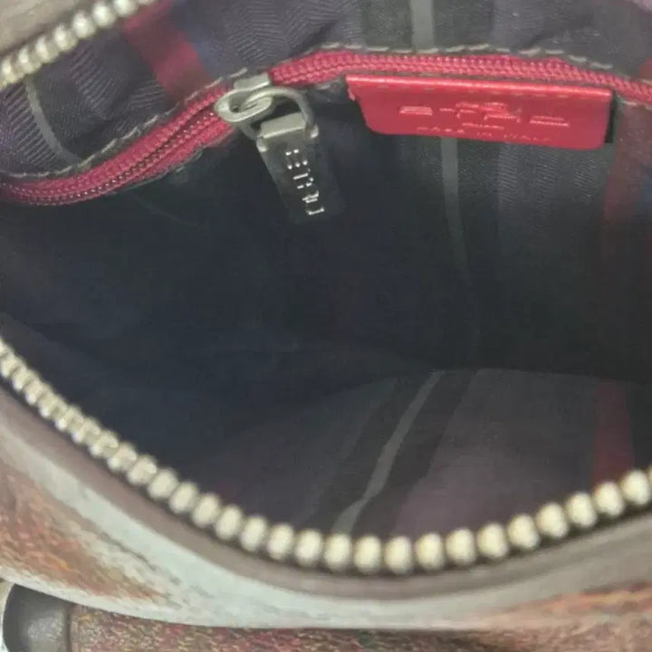 [BUNJANG] Etro Brown Pattern Fringe Shoulder Bag / 에트로 브라운 패턴 프린지 장식 가방