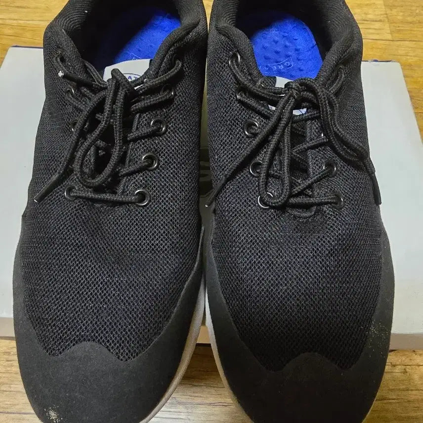[BUNJANG] Greats All Black Sneakers / 그레이츠 Greats 올블랙 스니커즈