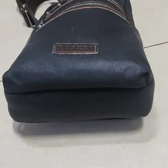 [BUNJANG] LOTUFF Sling Bag / Bottega Veneta Bi-fold Wallet / 로터프 남자 슬링백/ 보테가베네타 반지갑