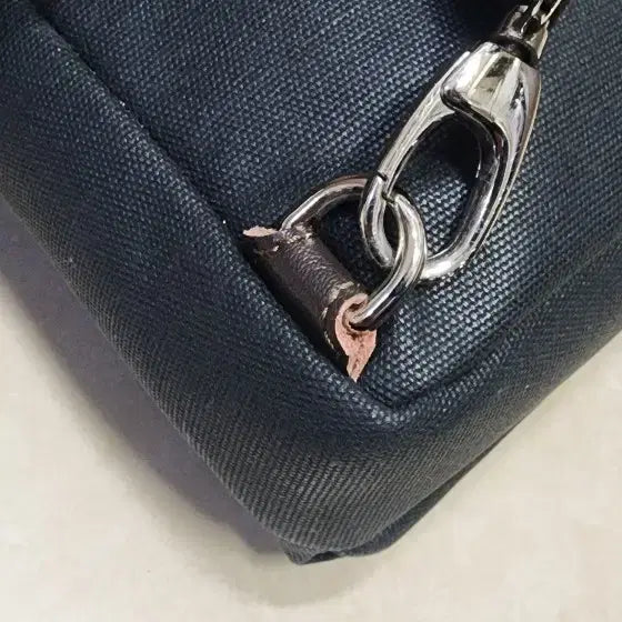 [BUNJANG] LOTUFF Sling Bag / Bottega Veneta Bi-fold Wallet / 로터프 남자 슬링백/ 보테가베네타 반지갑