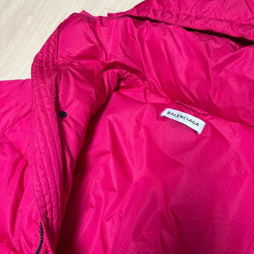 [BUNJANG] Balenciaga C-Curve Hot Pink Padded Jacket / 발렌시아가 핫핑크 C컬패딩 34사이즈