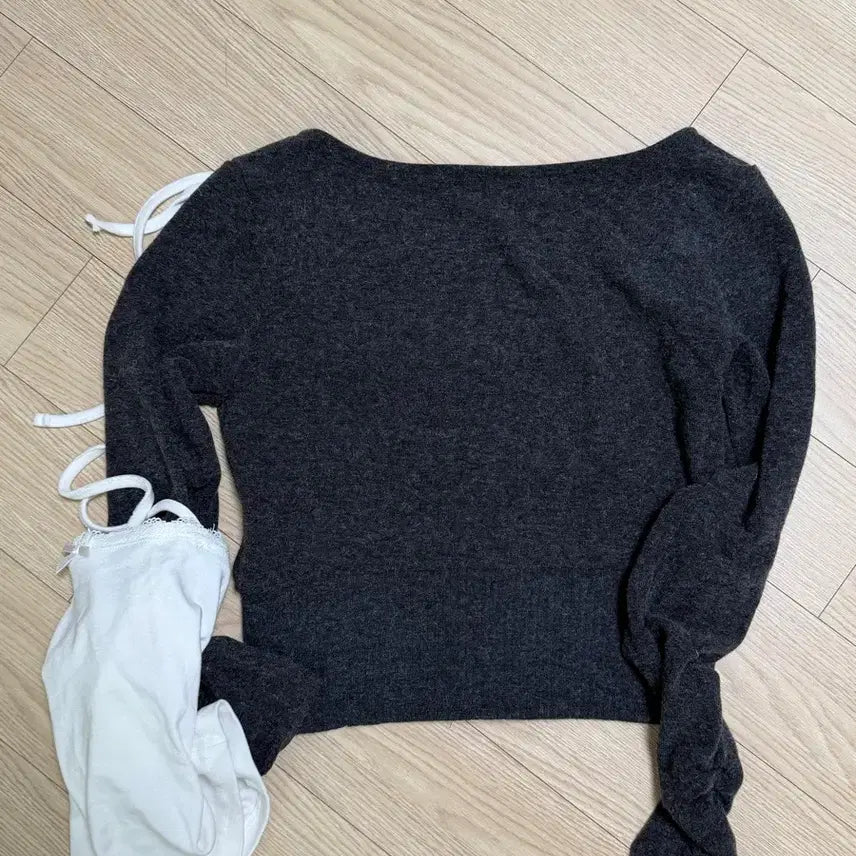 [BUNJANG] NMIXX Sullyoon Not Yourz Cardigan Set / 낫유어로즈 루나 가디건 세트