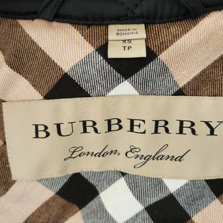 [BUNJANG] Burberry Quilted Jacket / 버버리 웨스트브릿지 퀼팅자켓