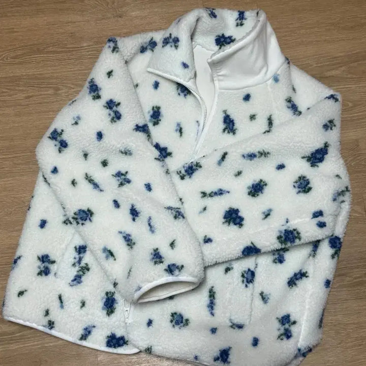 [BUNJANG] Hotping Floral Pattern Fleece Jacket / 핫핑 뽀글이점퍼