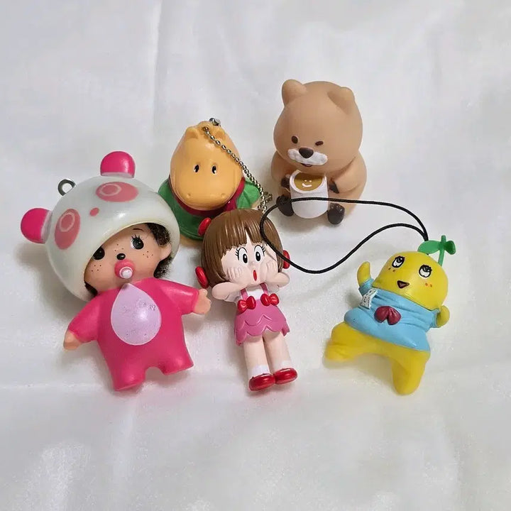 [BUNJANG] Gozan Monchouchou Figure Bundle Set / 고잔몬치치 키링피규어  피규어5개  일괄