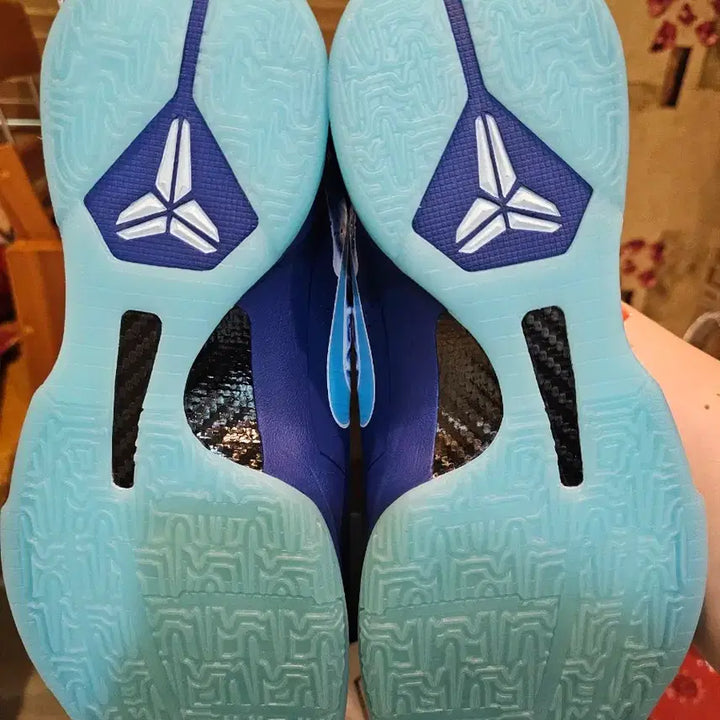 [BUNJANG] Kobe 5 X-Ray Sneakers (Size 290) / 코비5 엑스레이 290 새상품