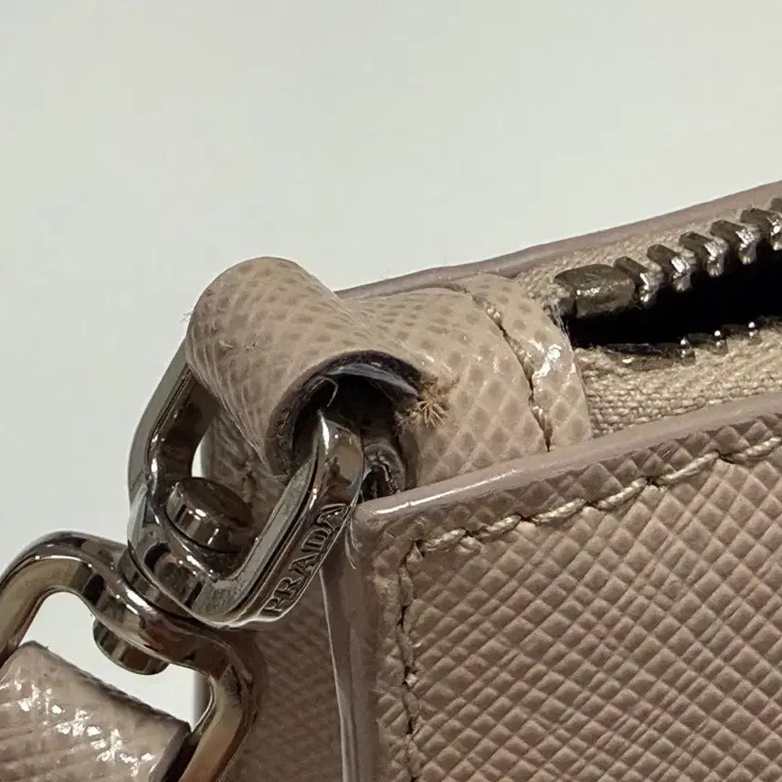 [BUNJANG] Prada Saffiano Leather Mini Bag / 프라다 삼각로고 사피아노 레더 미니백 핑크