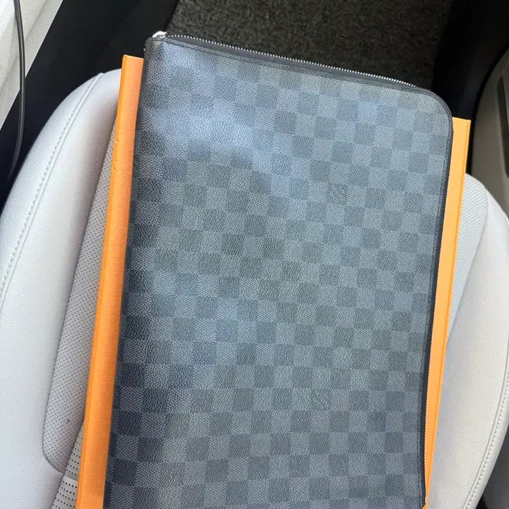 [BUNJANG] Louis Vuitton Pochette Damier Clutch Full Set / 루이비통 포쉐트 다미에 클러치 풀구성