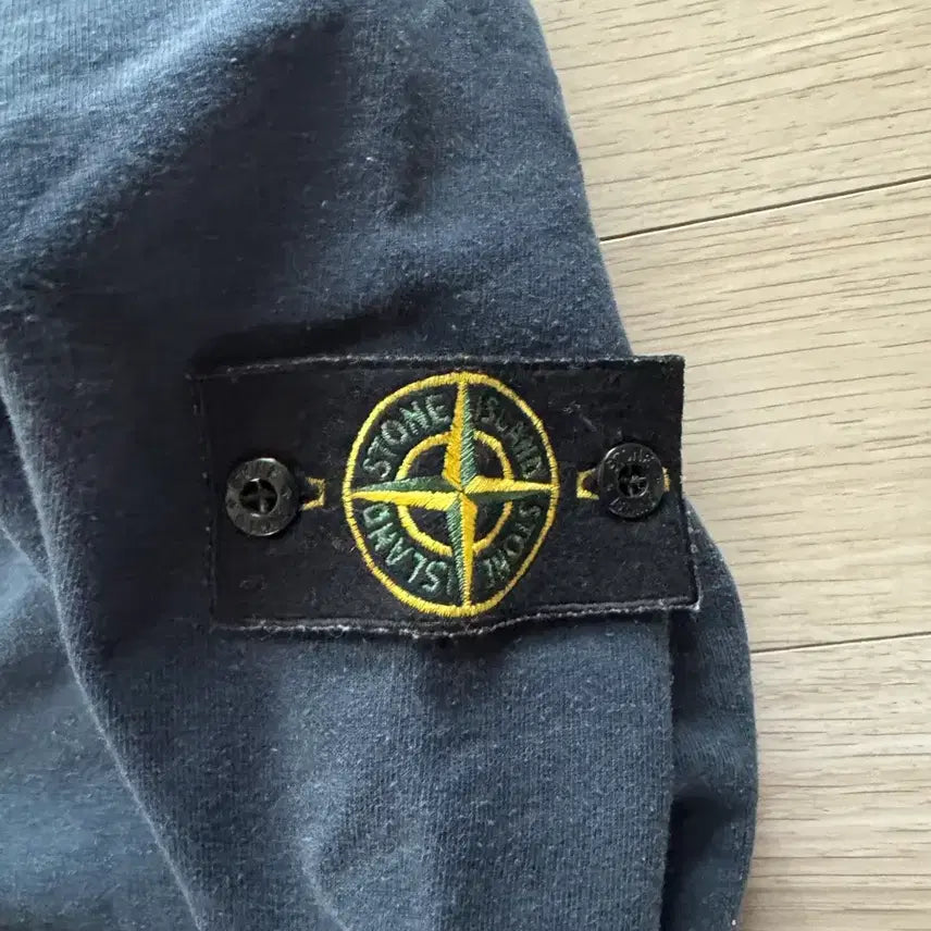 [BUNJANG] Stone Island M Size Sweatshirt / 스톤아일랜드 맨투맨 M