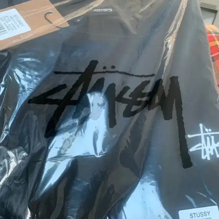 [BUNJANG] Stussy Basic Sweatshirt Black (Sealed) / 스투시 베이직 맨투맨 블랙S,XL 미개봉 새상품