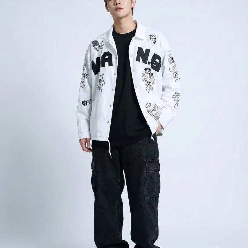 [BUNJANG] Graphiste Man.G White Embroidered Graphic Coach Jacket / Graphiste Man.G (만지) 화이트 자수 그래픽 코치 자켓
