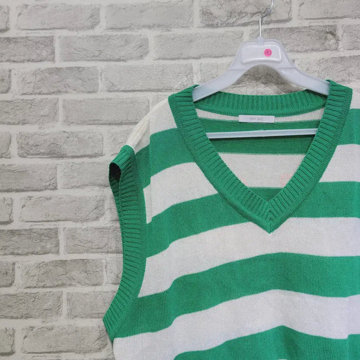 [SOLD OUT] ㄹ263 브이넥 베스트 F