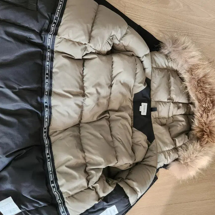 [BUNJANG] Covernat Black Hooded Fur Padded Jacket / 커버낫 패딩 L 블랙     ㅡ  검정색 후드 퍼 패딩 점퍼