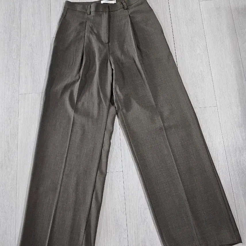 [BUNJANG] Tuck Slacks Pants / (새상품)핀턱 슬랙스 팬츠