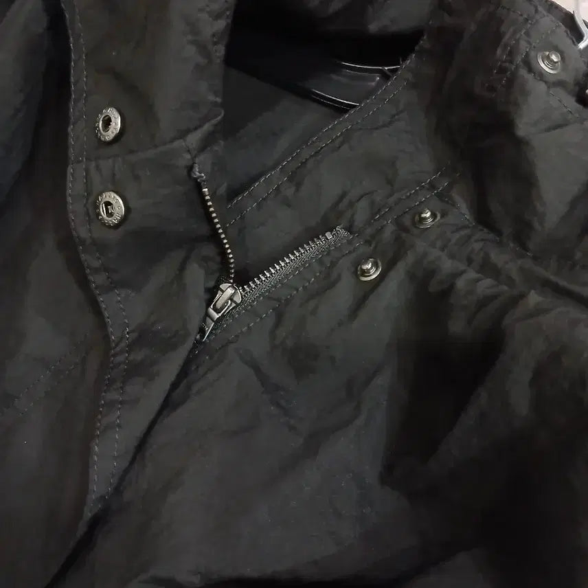 [BUNJANG] Hazzys Black Windbreaker Jacket Spring Collection / 헤지스 블랙 바람막이 자켓  봄제품